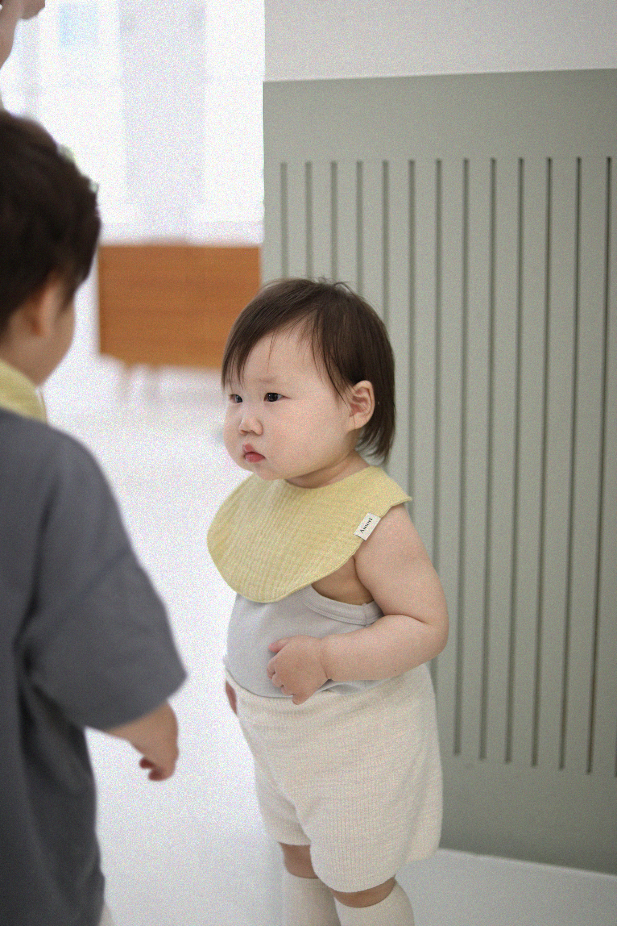 GAUZE BIB